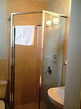 טורונטו Isabella Hotel & Suites קנדה