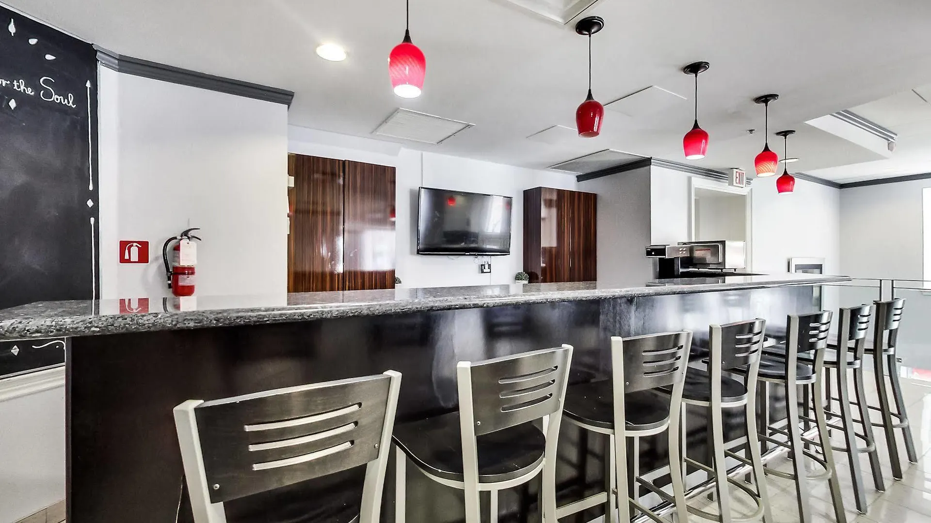 טורונטו Isabella Hotel & Suites קנדה
