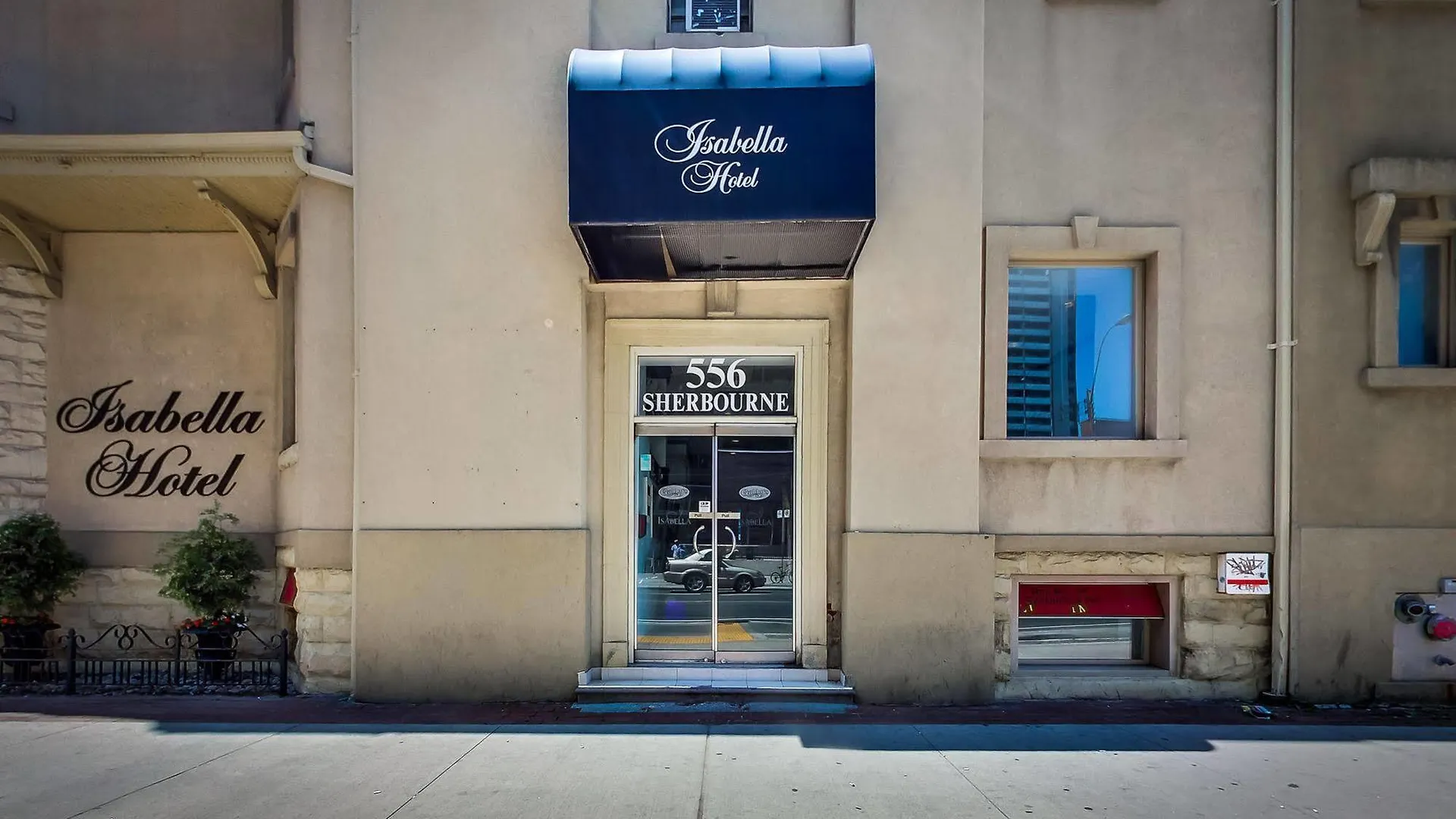 טורונטו Isabella Hotel & Suites 2*,  קנדה