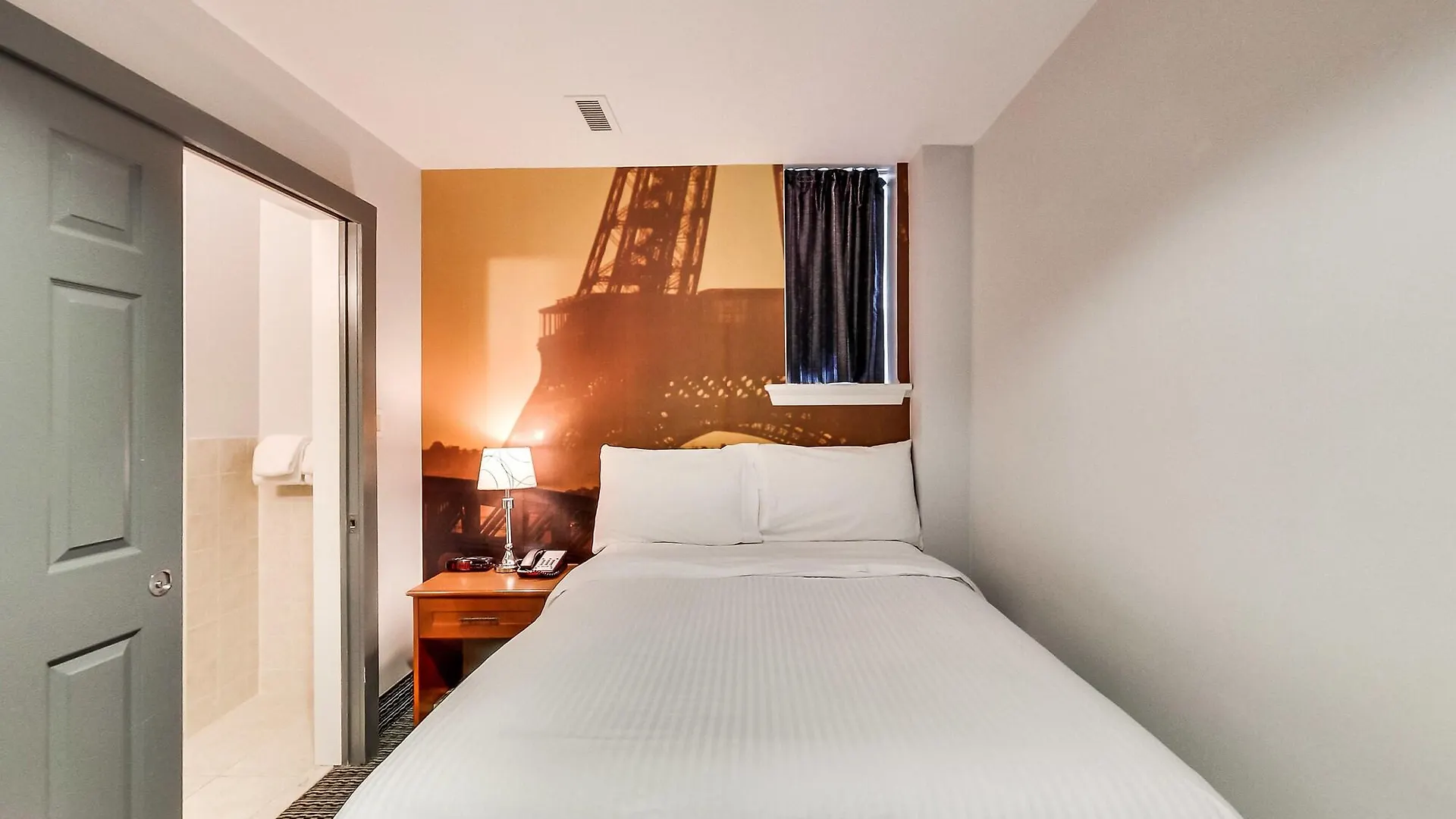 Isabella Hotel & Suites Toronto
