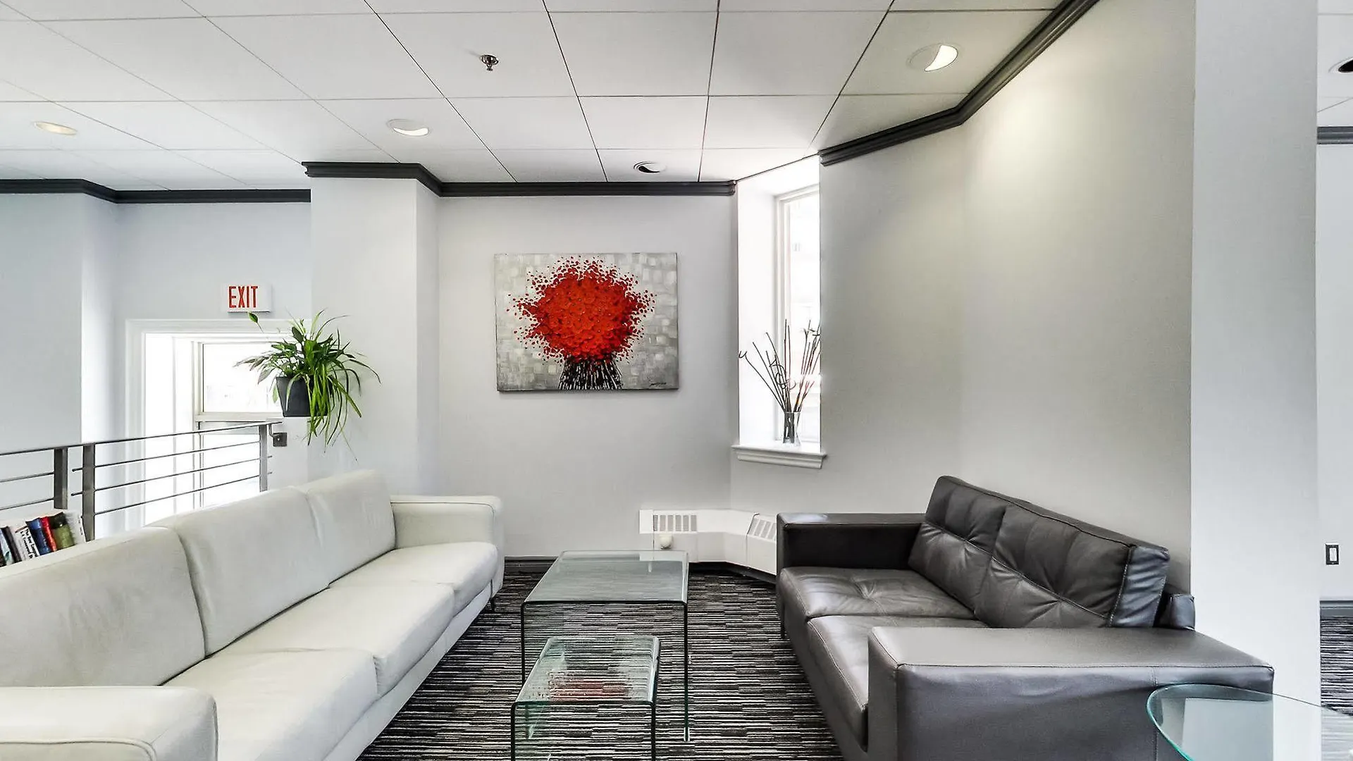 Isabella Hotel & Suites Toronto
