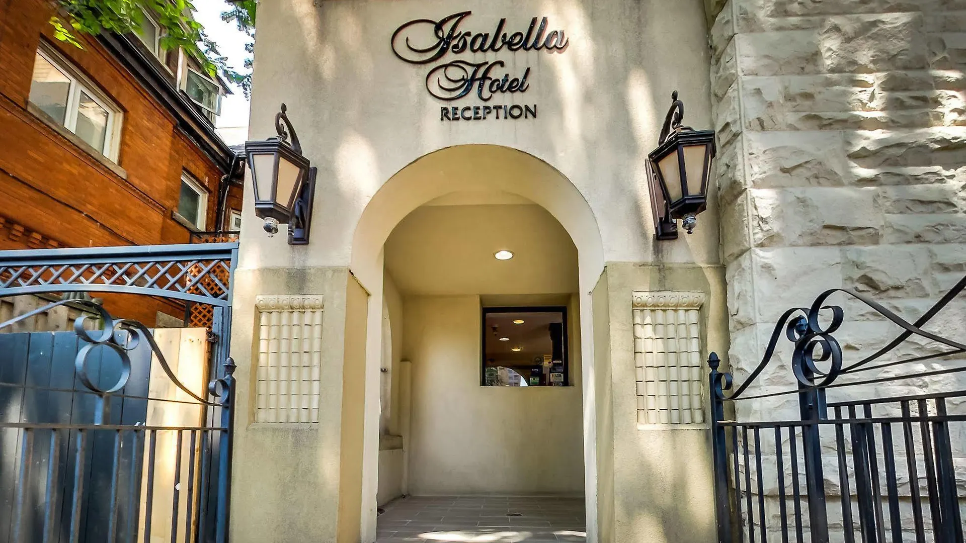 Isabella Hotel & Suites Toronto