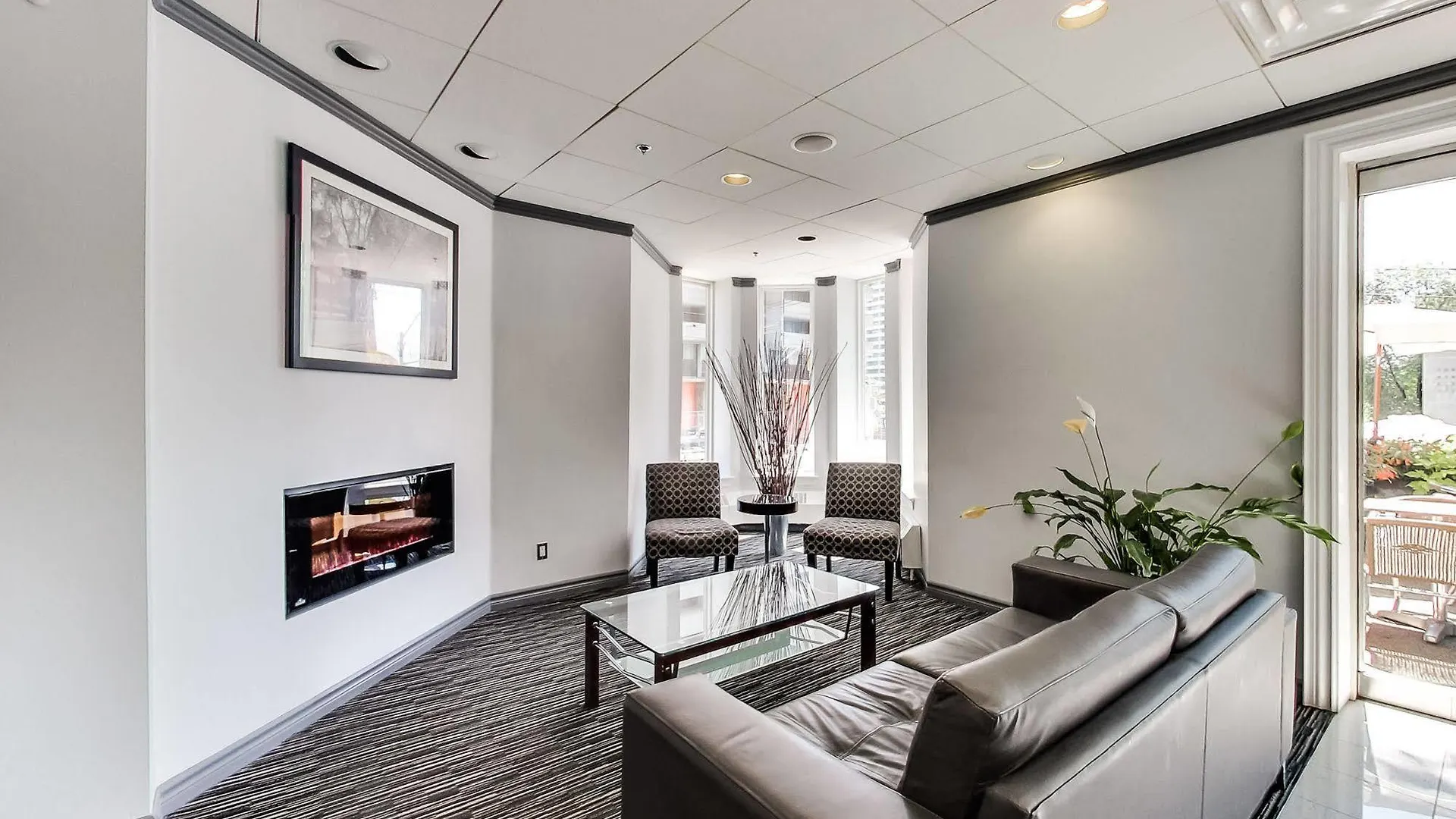 Isabella Hotel & Suites Toronto 2*,  Canada
