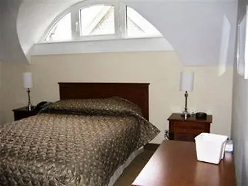 Isabella Hotel & Suites Toronto